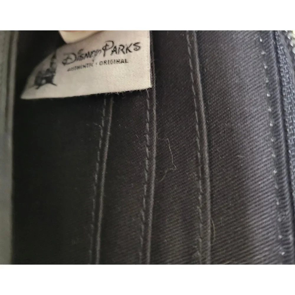 Walt Disney World Printed Woman's Wallet Disney Parks - Picture 3 of 6